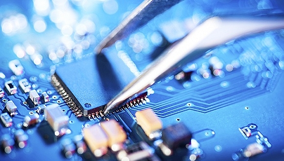 狂砸3000亿,紫光的芯片帝国靠什么构建?